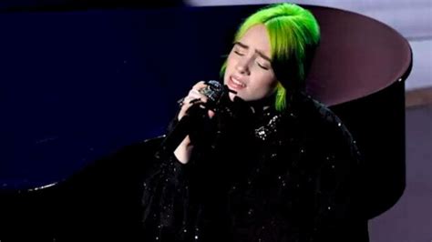 billie desnuda|Billie Eilish se desnuda como protesta hacia el body shaming